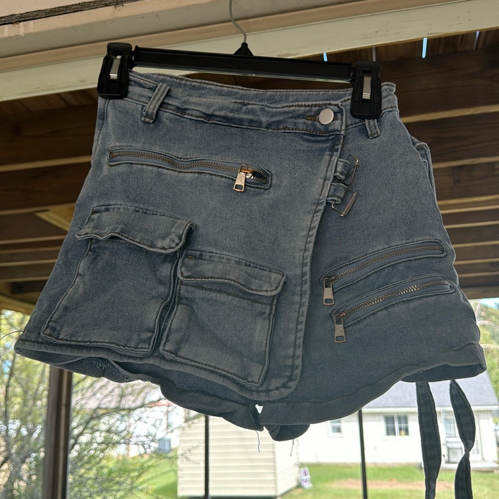 Asymmetrical Jean skort